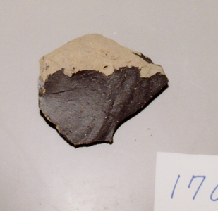 サヌカイト原石